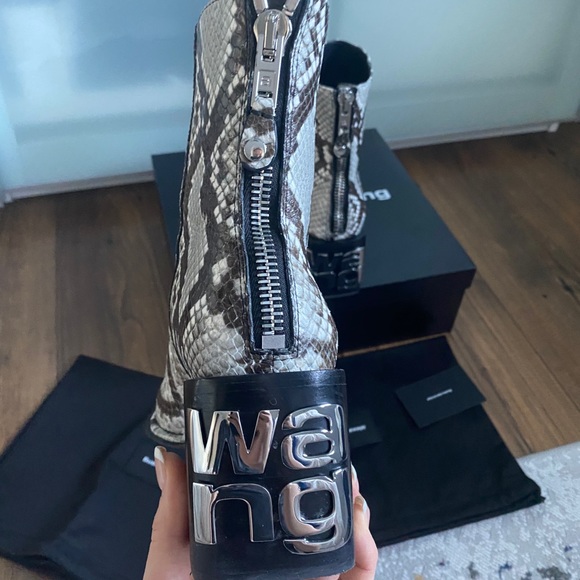 Authentic Alexander Wang Parker Boots, 40 - Picture 3 of 11